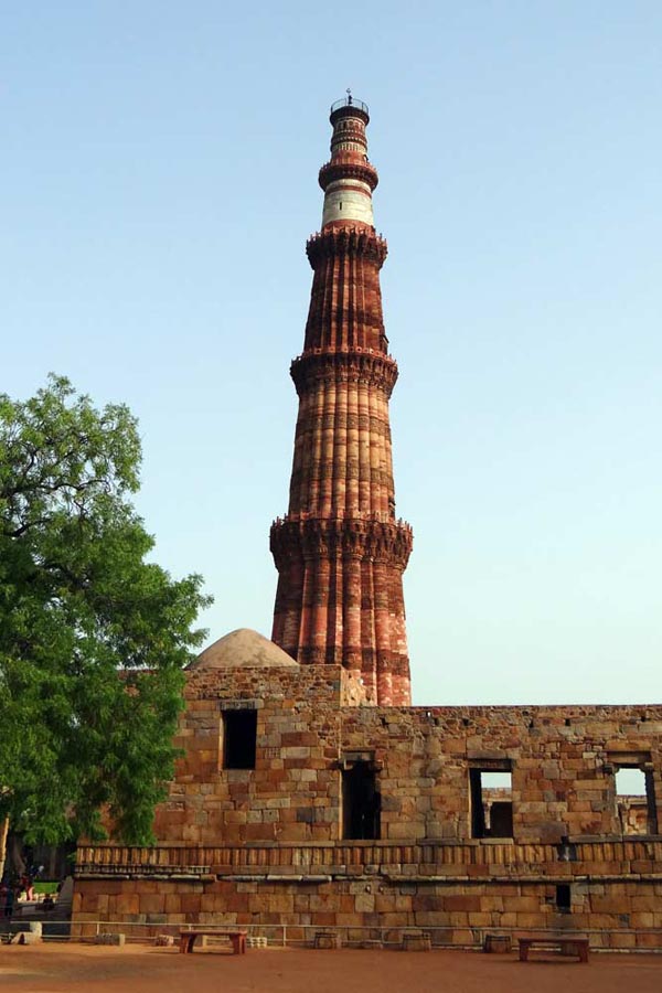 HiTours India Qutub Minar